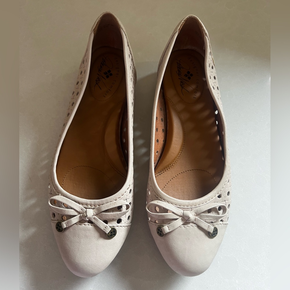Patricia nash flat shoes